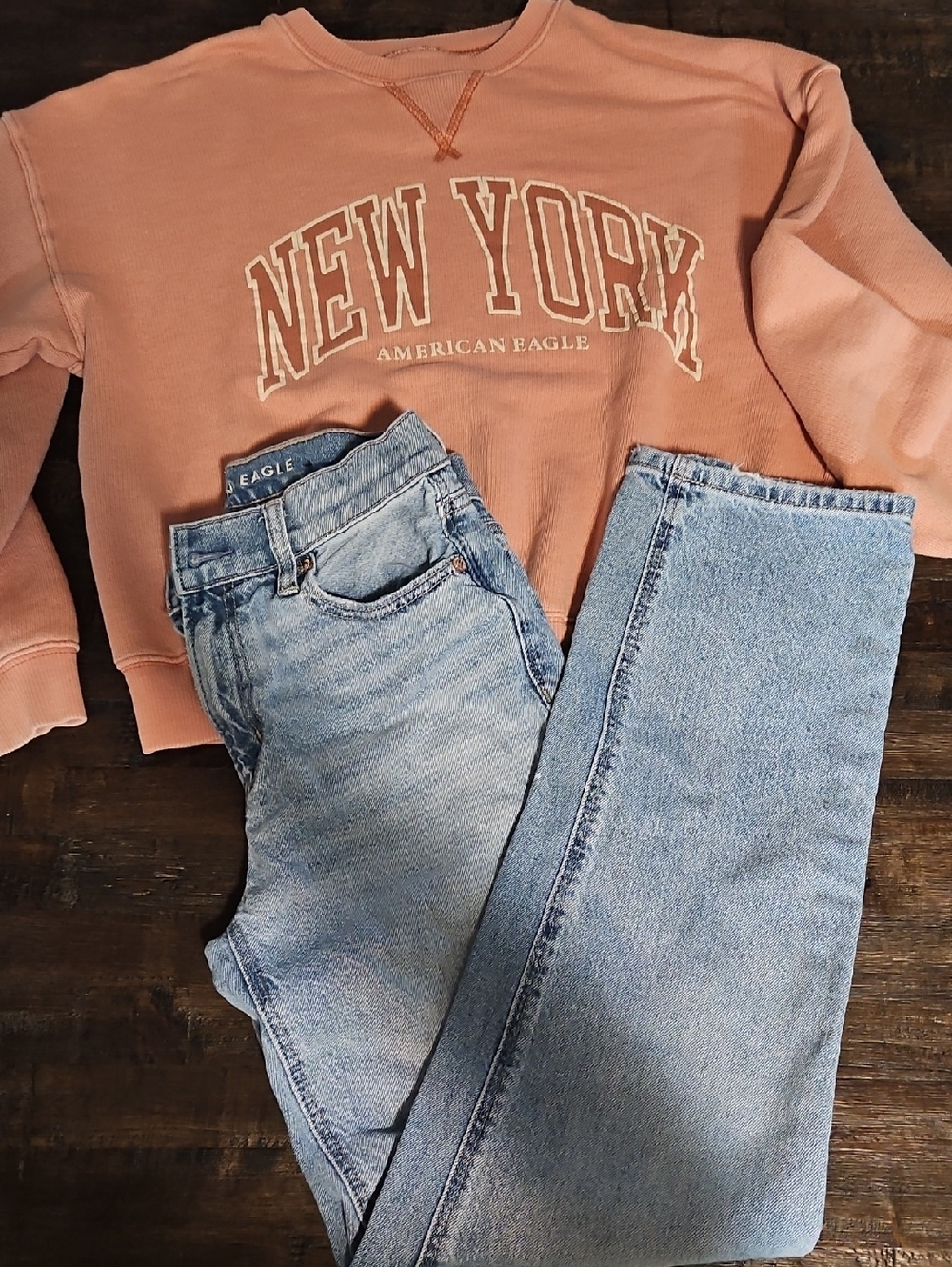 American Eagle Jeans (Strigid Ex-Boyfriend) & Sweater Combo
